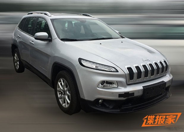 动力不明 国产Jeep自由光无伪装实车曝光