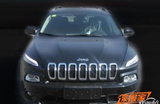 国产Jeep自由光2.0L实车 曝明年1月上市