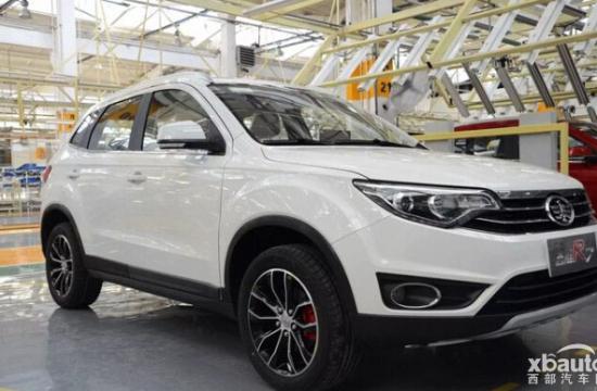 一汽吉林森雅R7实车图 新车定位小型SUV
