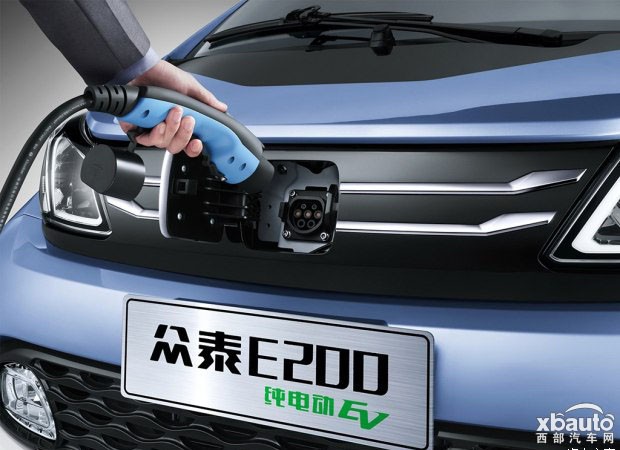西部汽车网 众泰E200内饰官图曝光