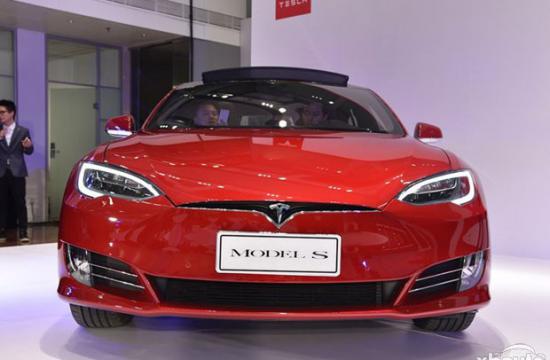 特斯拉新款MODEL S实车亮相 73.57万起