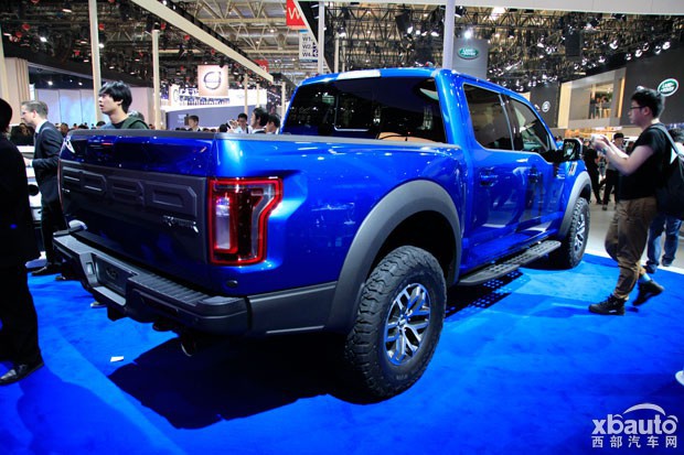 西部汽车网2016北京车展报道：福特新F-150 Raptor发布
