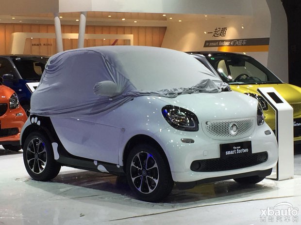 西部汽车网2016成都车展消息：smart fortwo熊猫版