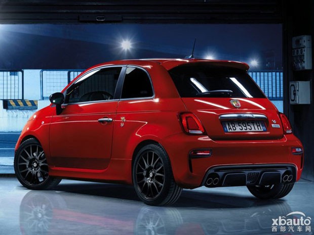 Abarth 595 Pista官图 日内瓦车展正式亮相