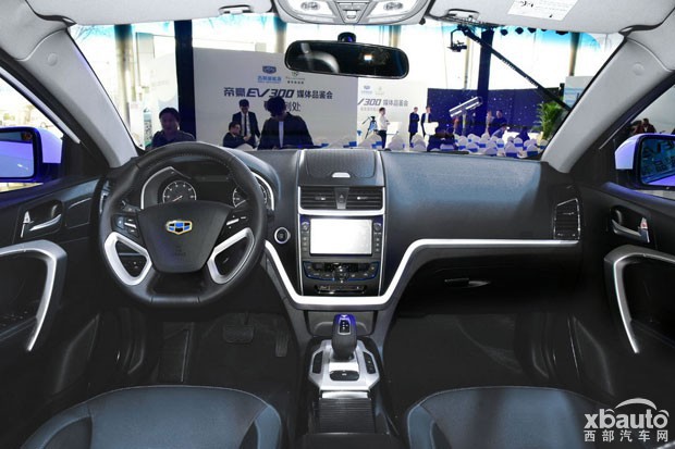 吉利帝豪EV300上市 补贴后售12.88万起