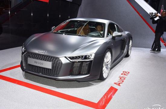 奥迪R8 V10新车型上市 售215.80万元起