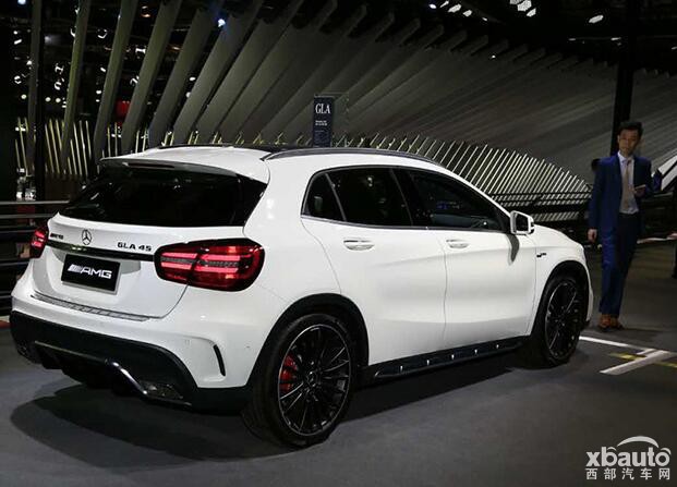 奔驰新款AMG GLA 45上市 百公里加速4.4秒