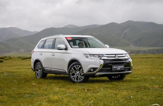 欧蓝德2.0L荣耀版实车亮相 6月上市