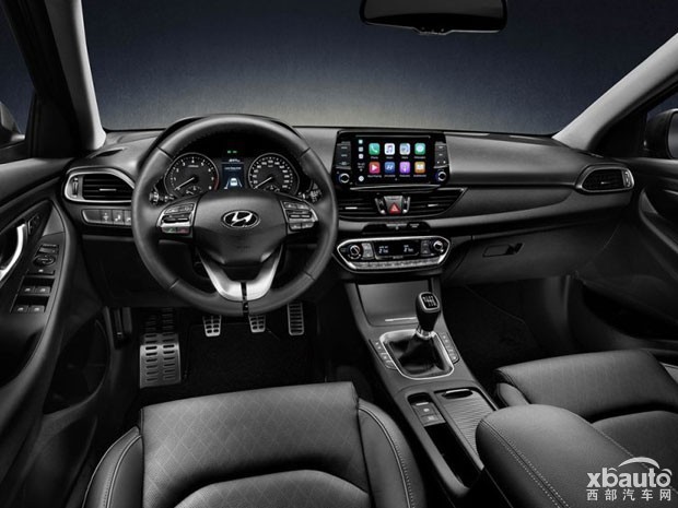 现代i30 Fastback官图发布 采用五门设计