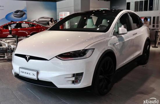 特斯拉MODEL S/MODELX换装新国标充电口