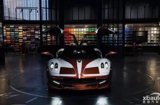 帕加尼Huayra Lampo版发布 搭载6.0L V12发动机