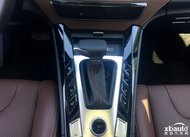 http://files.xbauto.com/image/20171220/2009274956102052ab2814.jpg