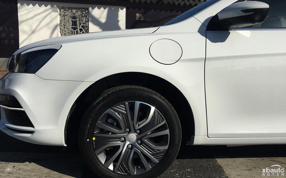 新帝豪EV450实车曝光 外观性能双双升级