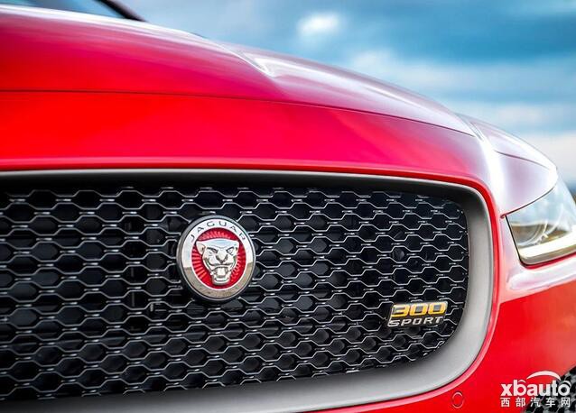 捷豹XE 300 Sport官图发布 搭载2.0T动力