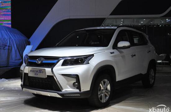 北汽幻速S5 EV正式发布 续航里程超200km