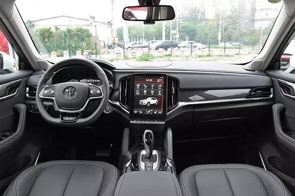 5座/7座中型SUV 中华V7将于今晚上市