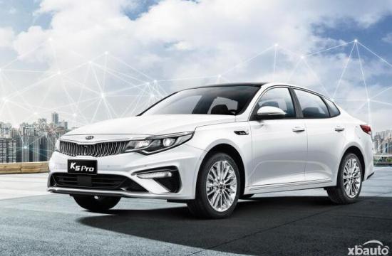 起亚K5 Pro正式上市 售价16.48-17.38万