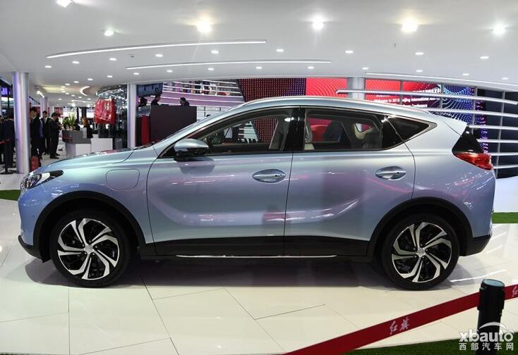 红旗首款纯电动SUV 红旗E-HS3正式下线